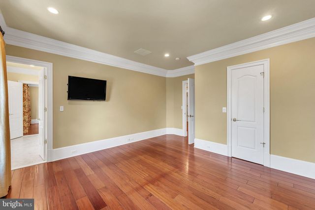 $2,800,000 | 7247 Addington Drive, McLean, VA 22101