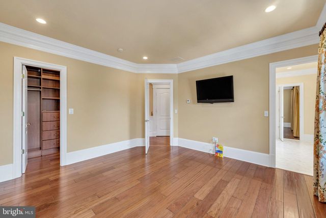 $2,800,000 | 7247 Addington Drive, McLean, VA 22101