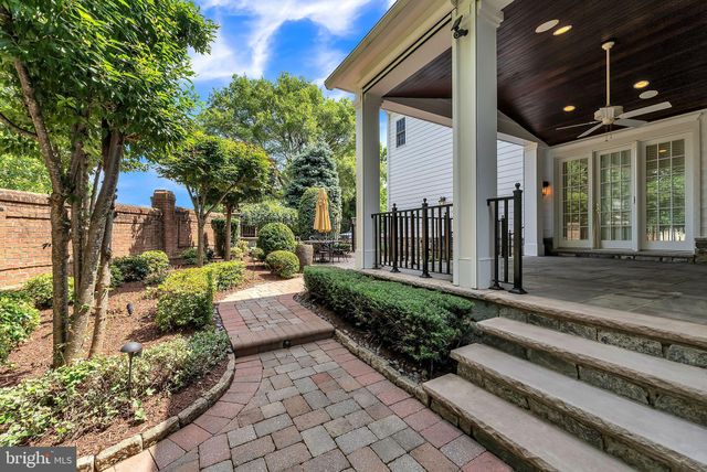 $2,800,000 | 7247 Addington Drive, McLean, VA 22101