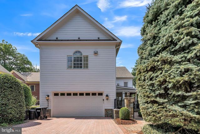 $2,800,000 | 7247 Addington Drive, McLean, VA 22101