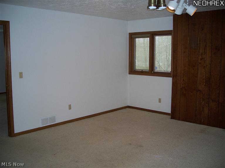 36500 Ridge Road Willoughby, OH 44094 - Photo 17 of 23 Gallery Image 17
