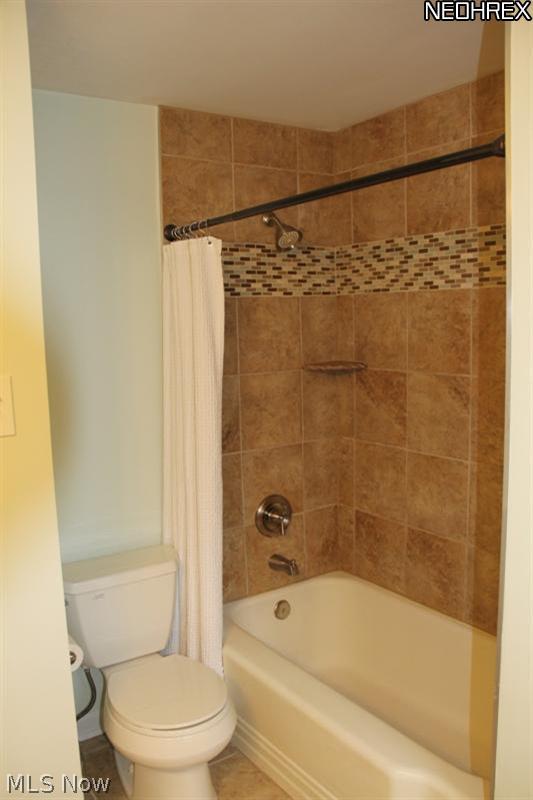 3923 Northampton Road Cleveland, OH 44121 - Photo 18 of 21