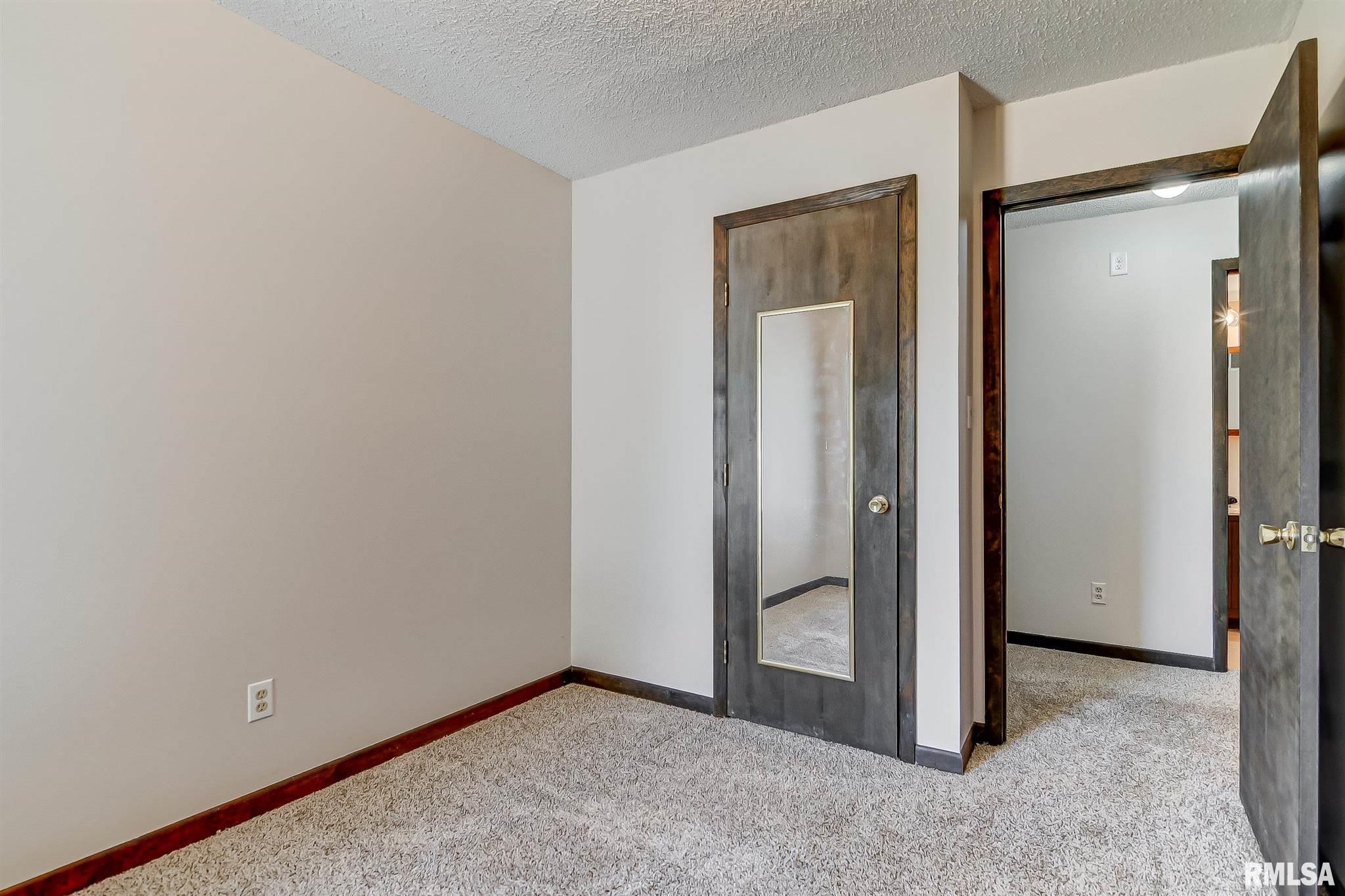 112 Veneto Villa Springfield, IL 62703 - Photo 21 of 32 Gallery Image 21