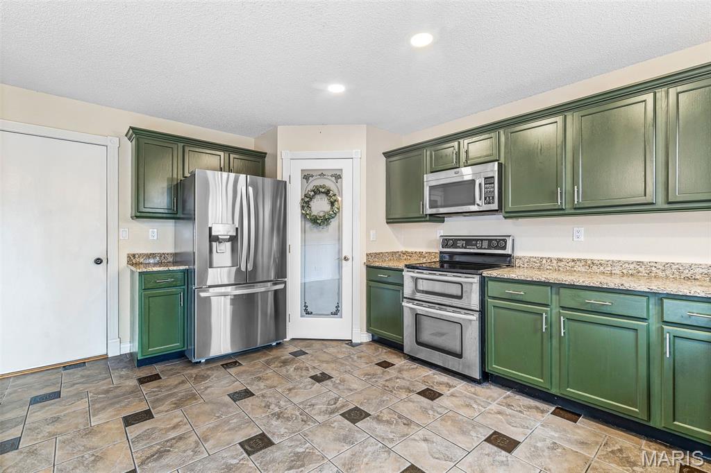 1427 Appleton Court Arnold, MO 63010 - Photo 11 of 42