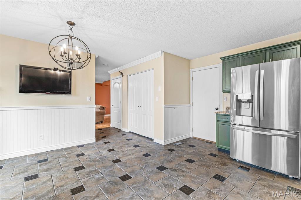 1427 Appleton Court Arnold, MO 63010 - Photo 10 of 42