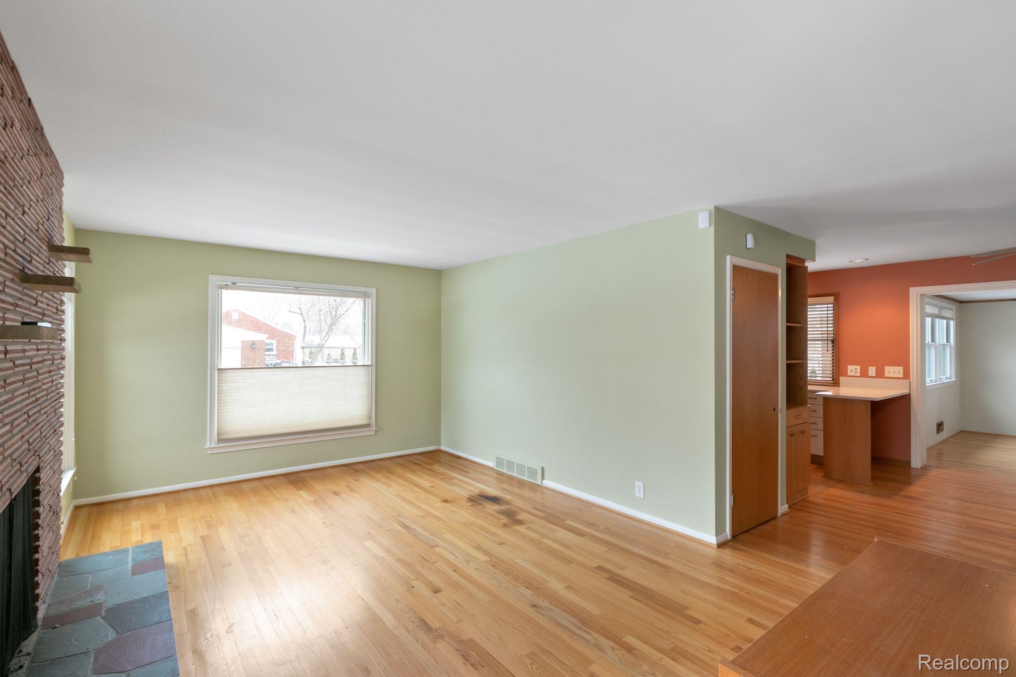 17430 Beverly Road Franklin, MI 48025 - Photo 5 of 30 Gallery Image 5