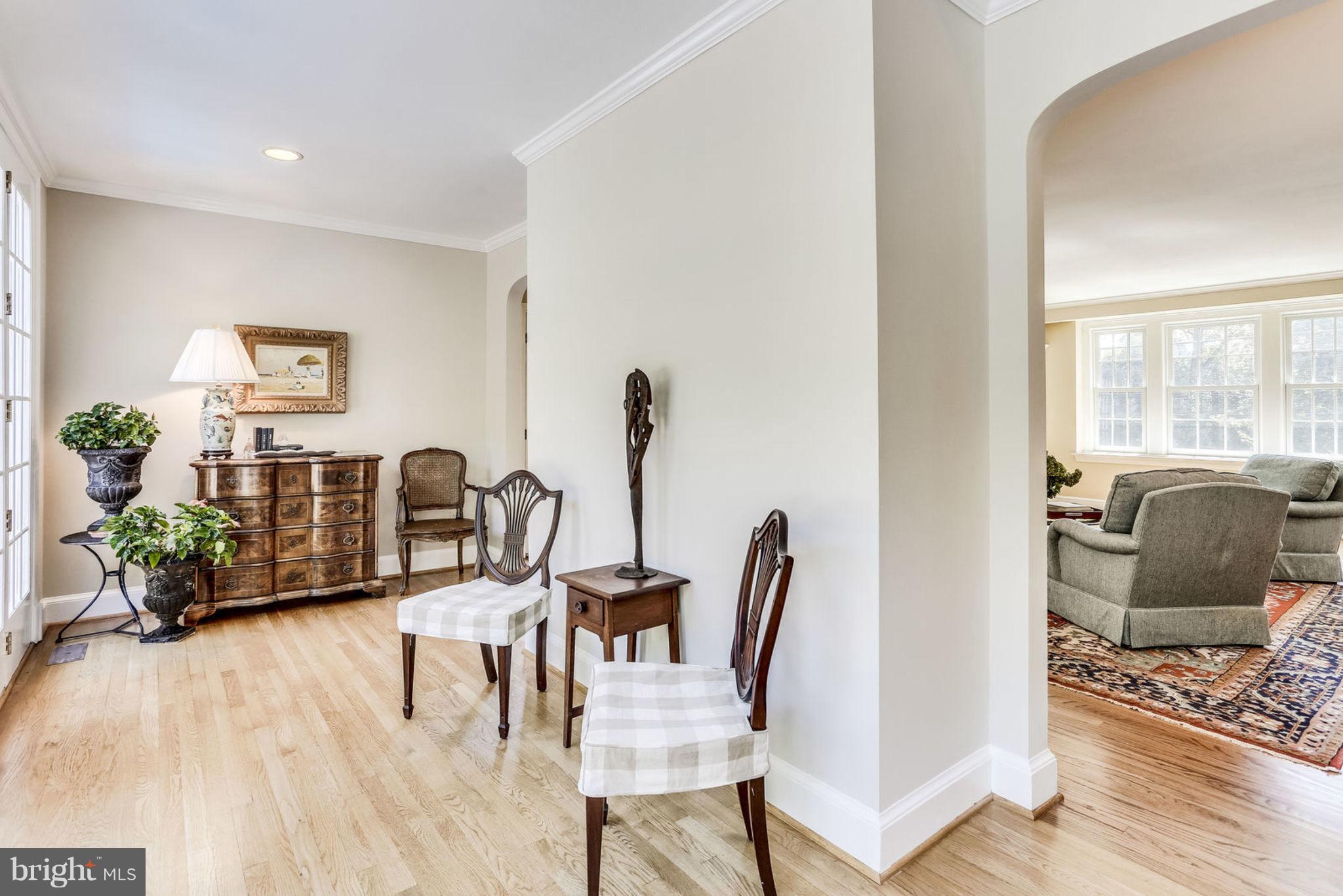 4619 32nd Road North Arlington, VA 22207 - Photo 14 of 30 Family Room