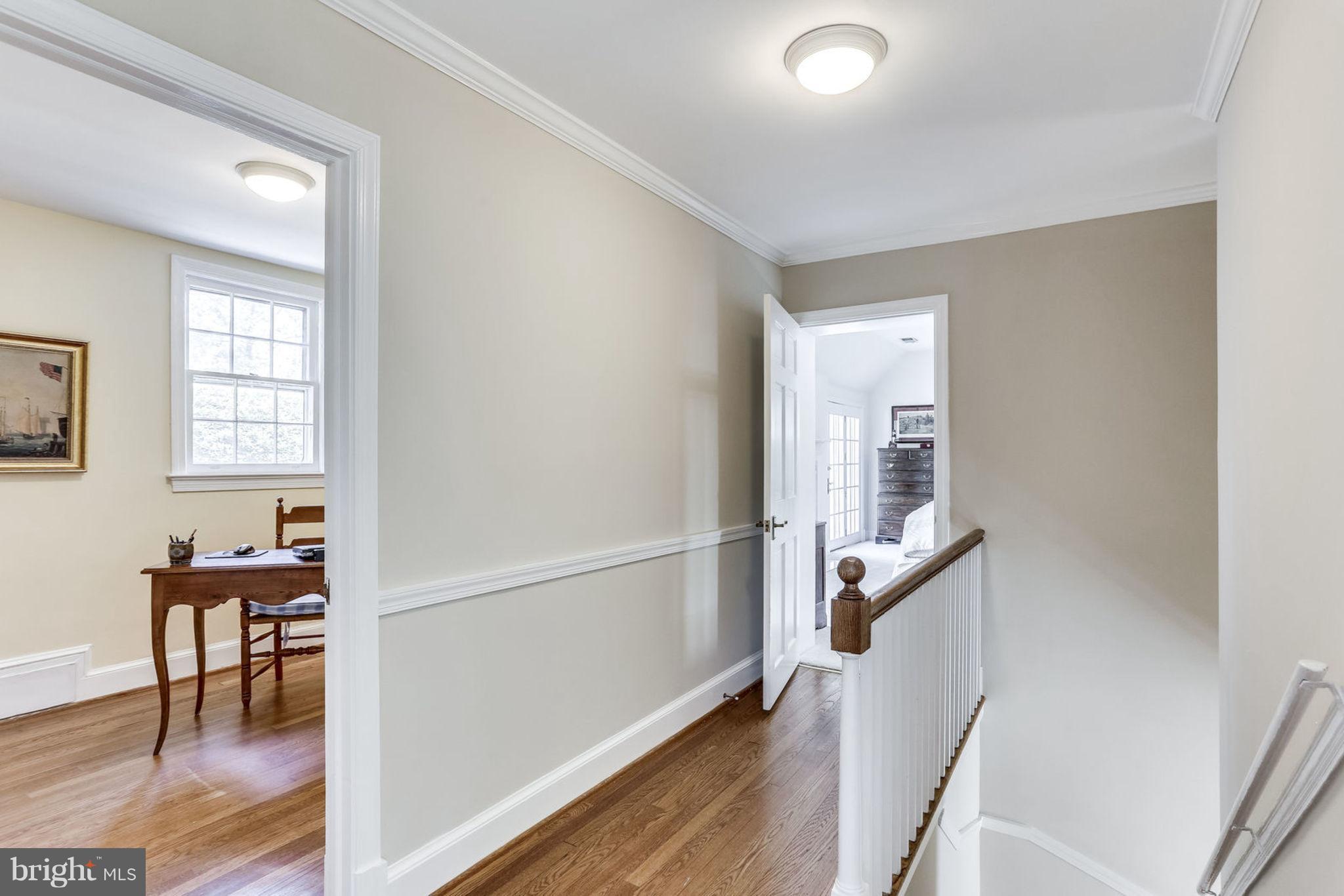 4619 32nd Road North Arlington, VA 22207 - Photo 15 of 30 Upstairs Hall