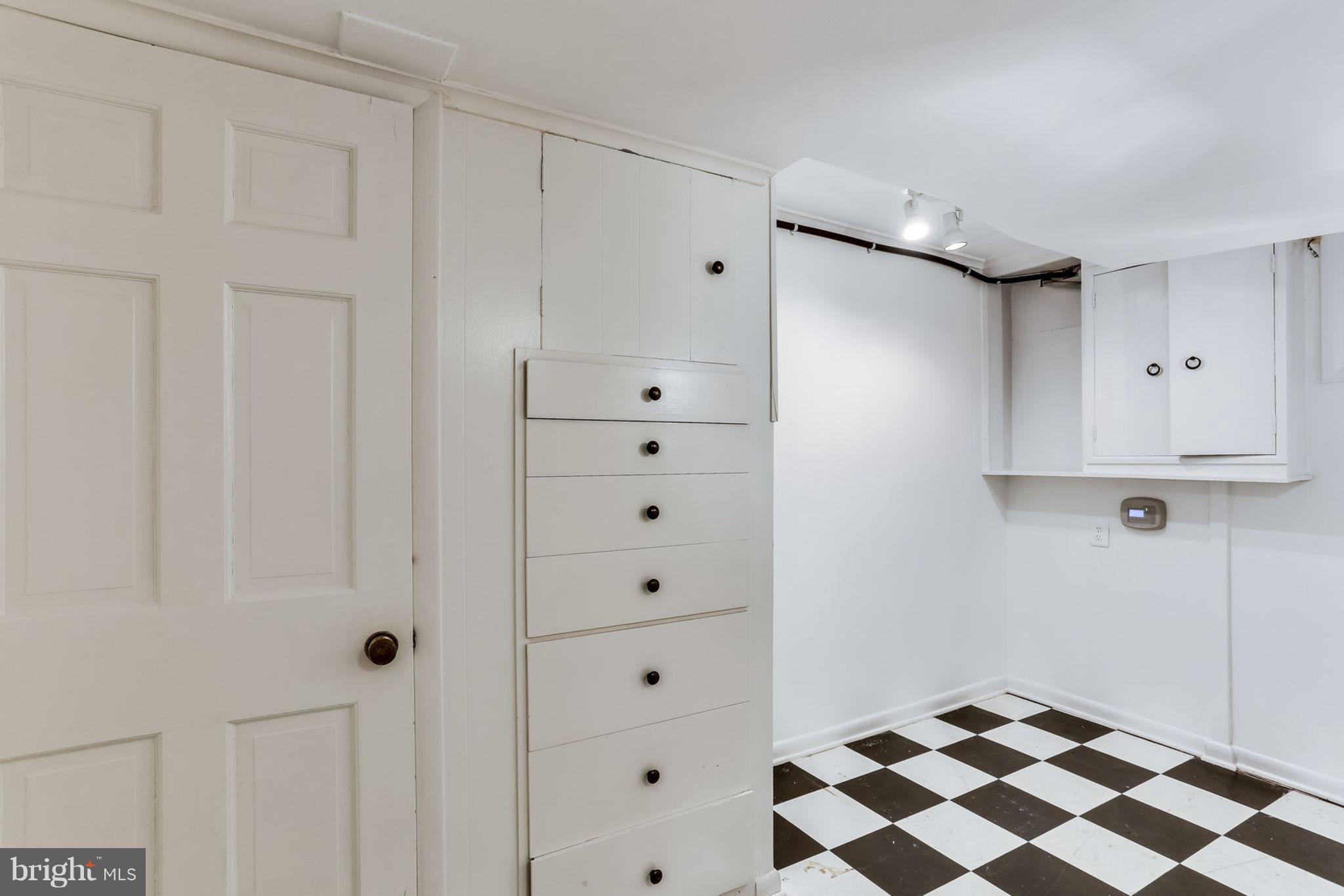 4619 32nd Road North Arlington, VA 22207 - Photo 26 of 30 Interior (General)