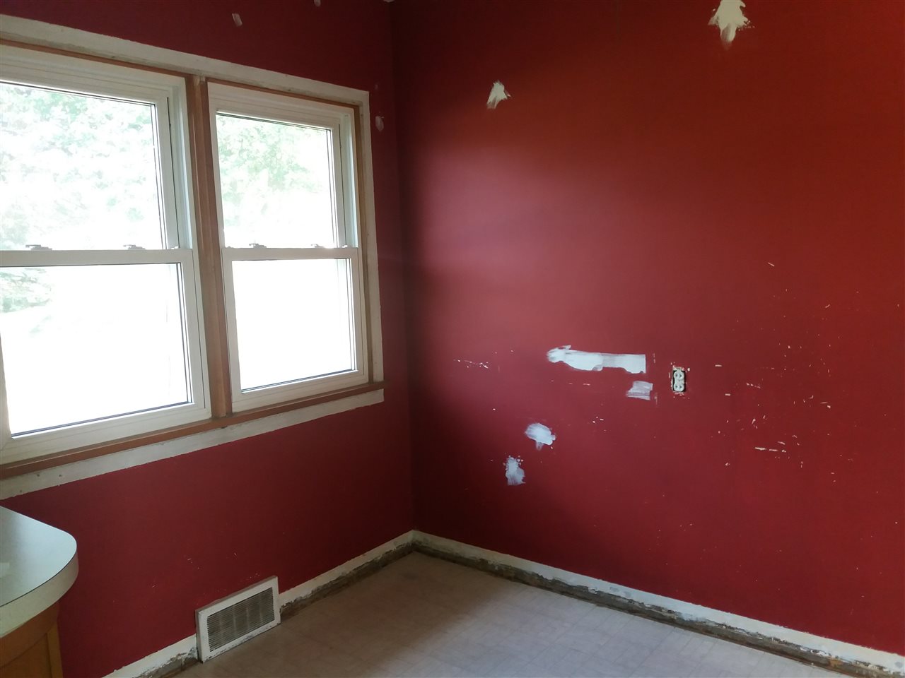 1539 South Morrice Road Owosso, MI 48867 - Photo 4 of 22 31327932-3.JPG