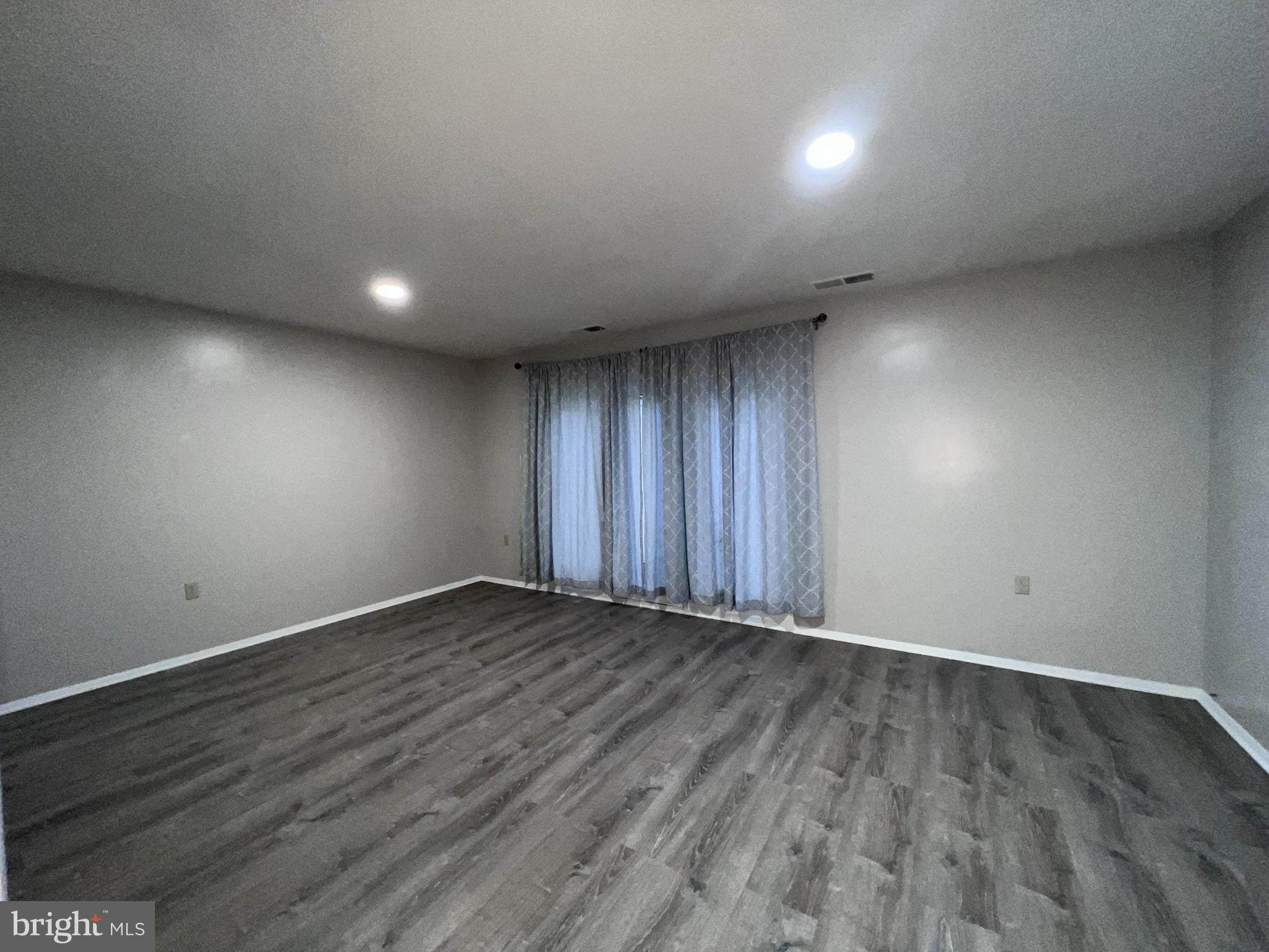217 Haverhill Road Joppa, MD 21085 - Photo 10 of 22 Spacious room with natural light.