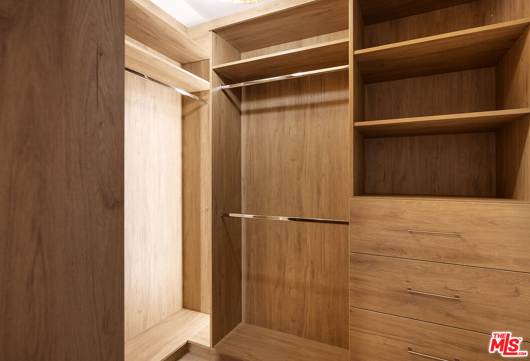 20374 Seaboard Road Malibu, CA 90265 - Photo 20 of 43 a view of walk in closet