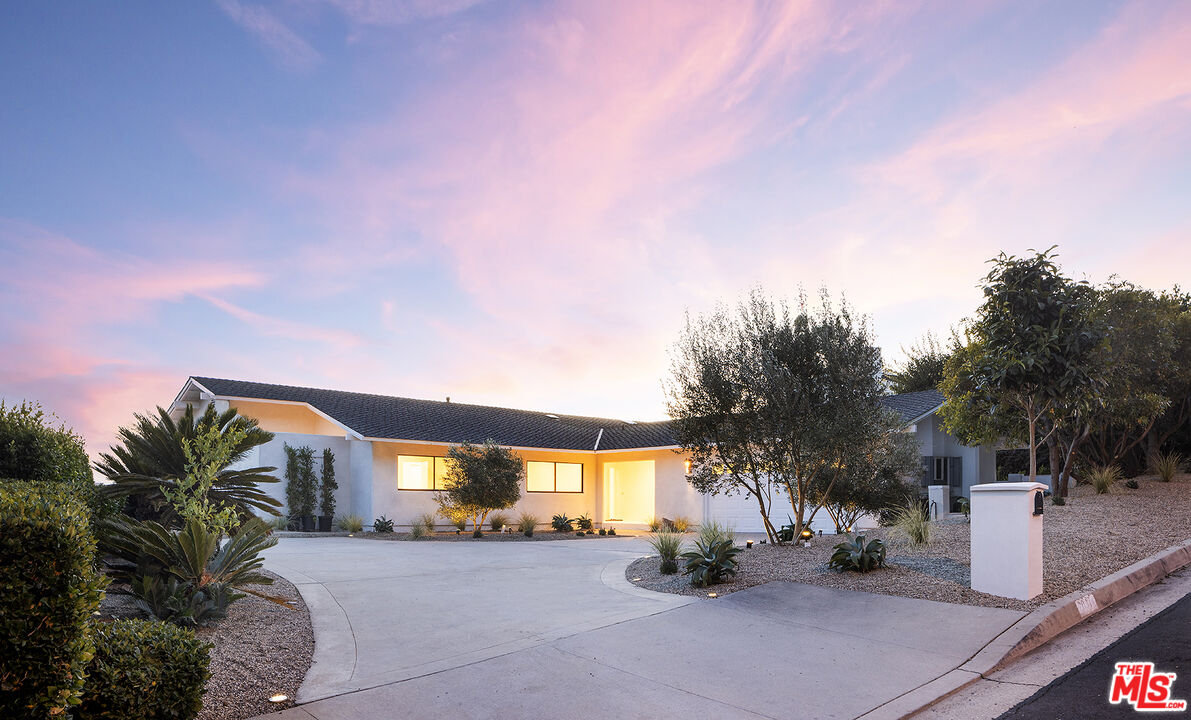 20374 Seaboard Road Malibu, CA 90265 - Photo 39 of 43 a view of a house with a patio