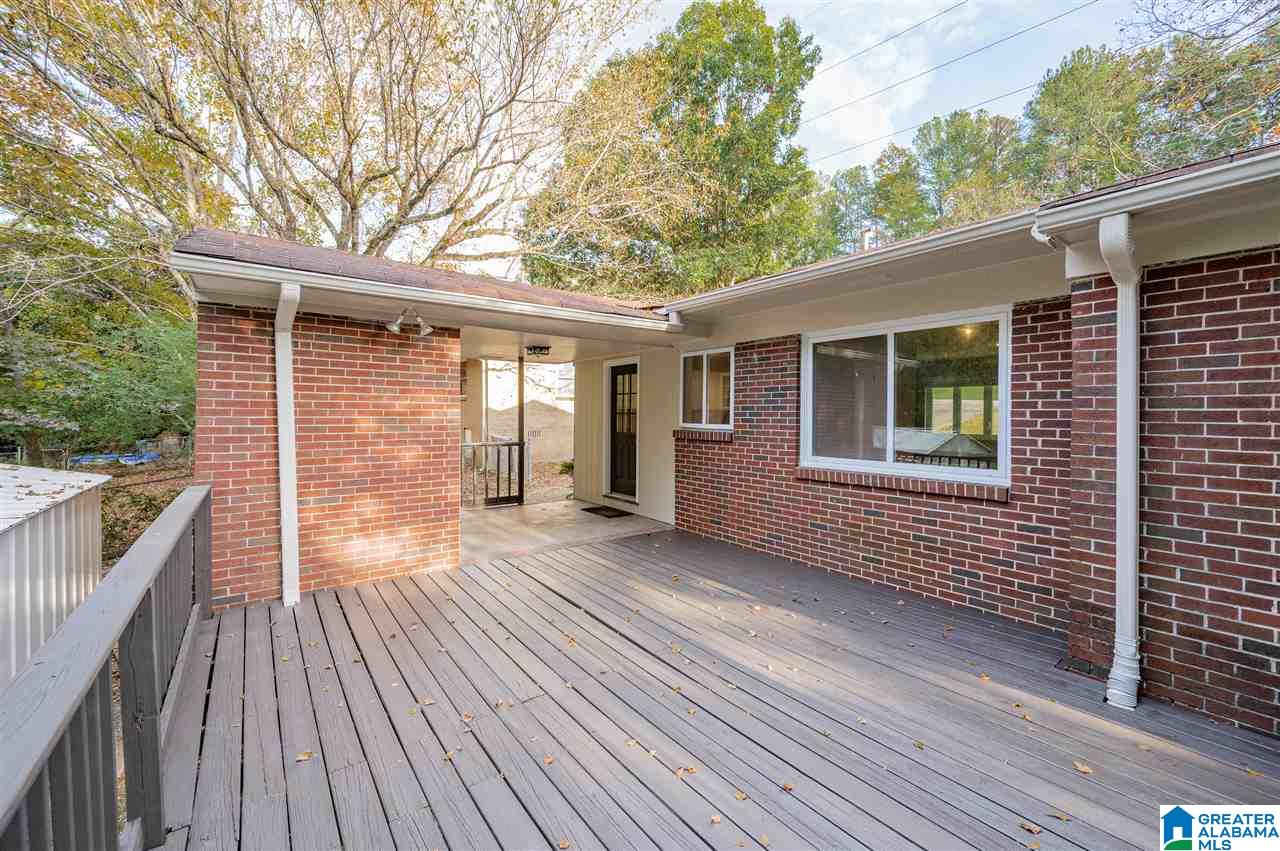 1524 Cresthill Road Birmingham, AL 35213 - Photo 4 of 33