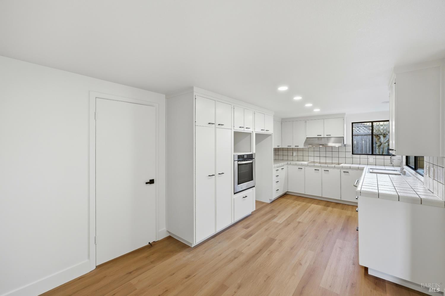 4906 Fernglen Drive Santa Rosa, CA 95405 - Photo 17 of 33