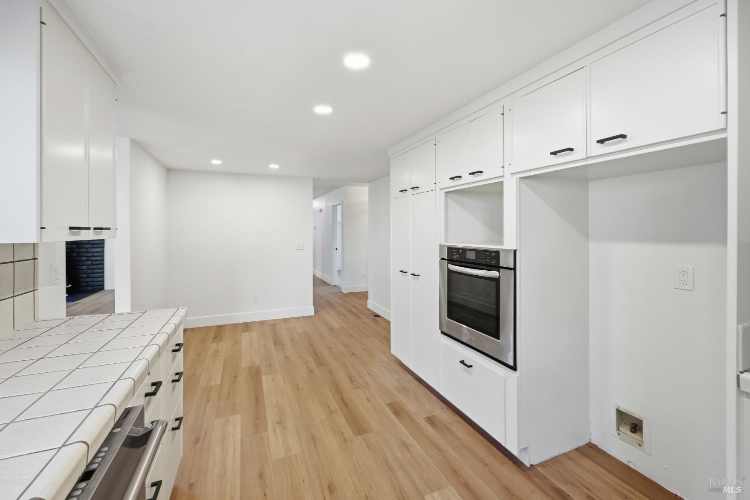 4906 Fernglen Drive Santa Rosa, CA 95405 - Photo 20 of 33