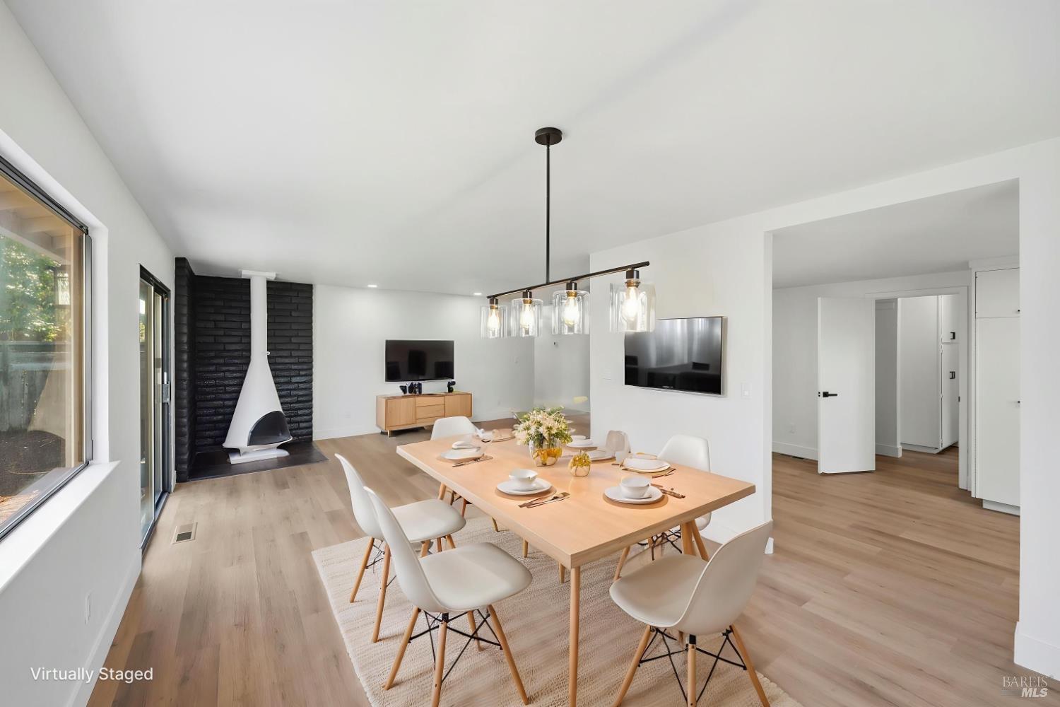 4906 Fernglen Drive Santa Rosa, CA 95405 - Photo 6 of 33