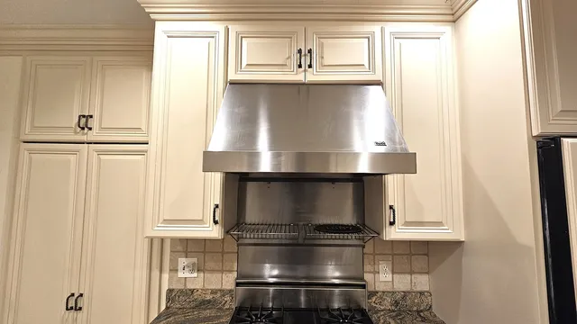 $289,900 | 410 North Raynor Avenue, Unit 1W, Joliet, IL 60435