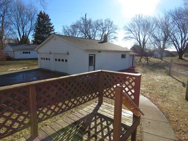 $269,000 | 116 Grove Randolph Wi 53956, Randolph, WI 53956