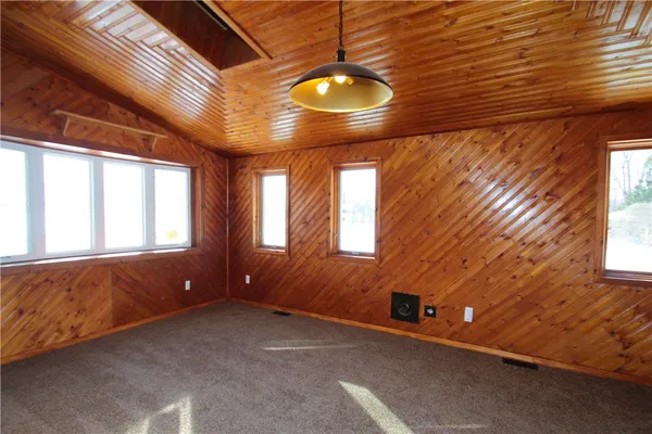 $264,999 | 13285 Roosevelt Highway, Carlton, NY 14571