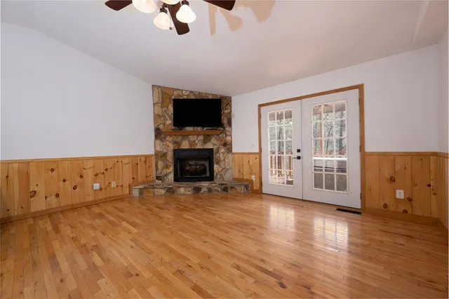 $299,800 | 124 Dawnview Circle, Murphy, NC 28906