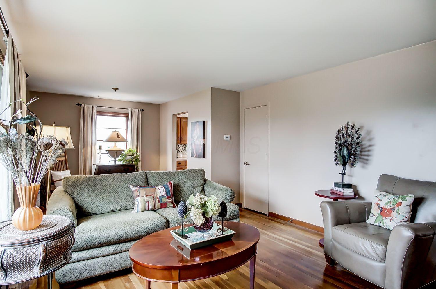 867 Enfield Road Columbus, OH 43209 - Photo 6 of 39 Gallery Image 6