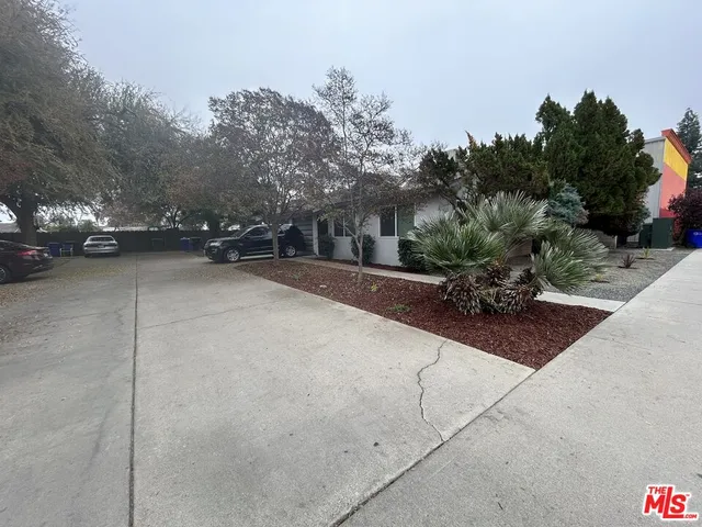 $949,500 | 36 North G Street, Porterville, CA 93257