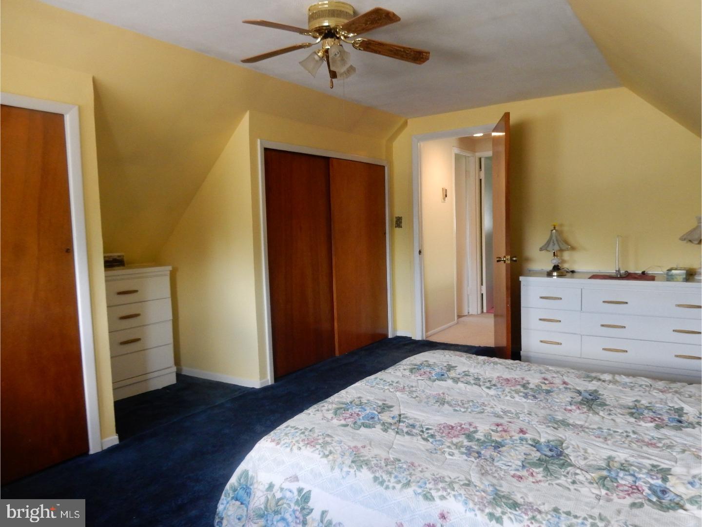 11 Hedge Road Levittown, PA 19056 - Photo 12 of 19 Bedroom
