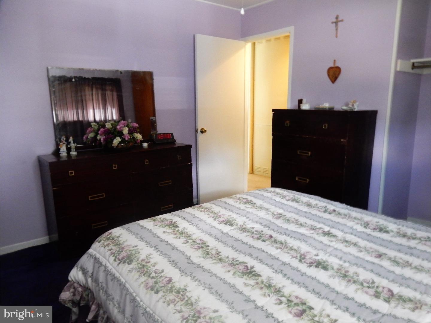 11 Hedge Road Levittown, PA 19056 - Photo 8 of 19 Bedroom