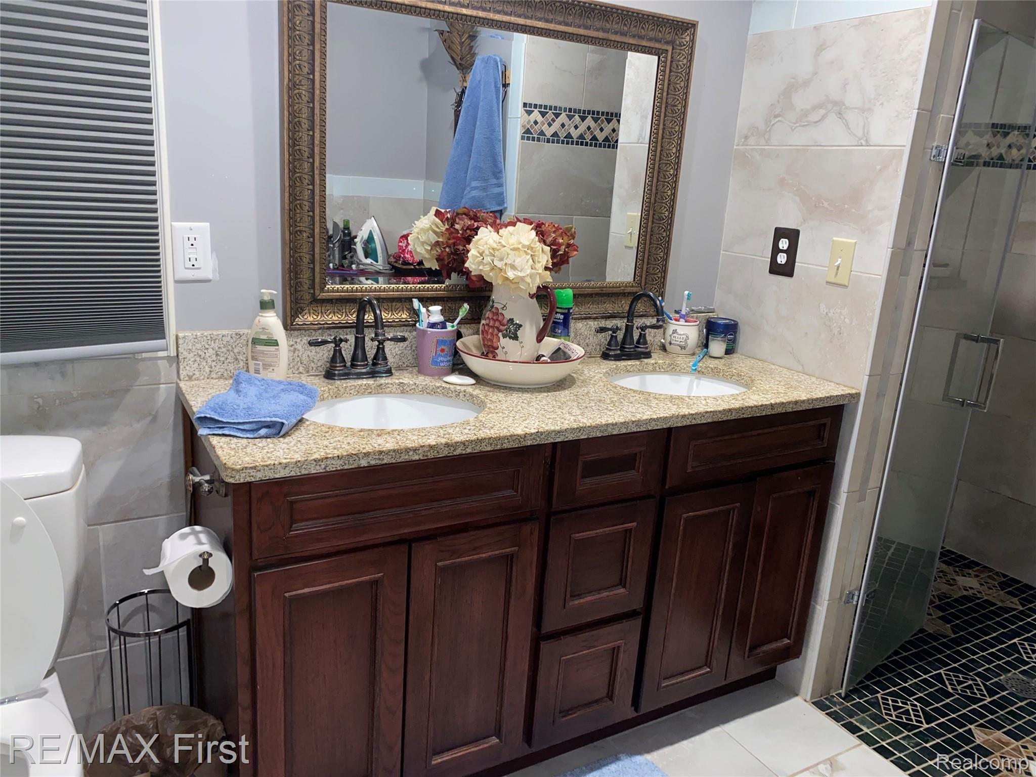 2851 Harrington Road Rochester, MI 48307 - Photo 22 of 44 IMG_3543.jpg