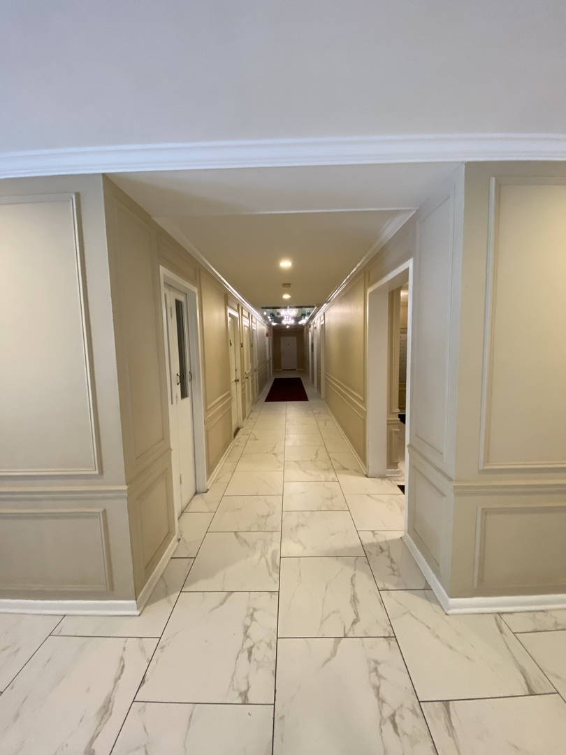 2909 North Sheridan Road, Unit 805 Chicago, IL 60657 - Photo 26 of 39