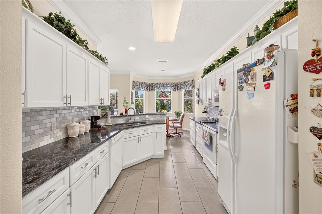 10055 Southwest 90th Loop Ocala, FL 34481 - Photo 15 of 34 Gallery Image 15