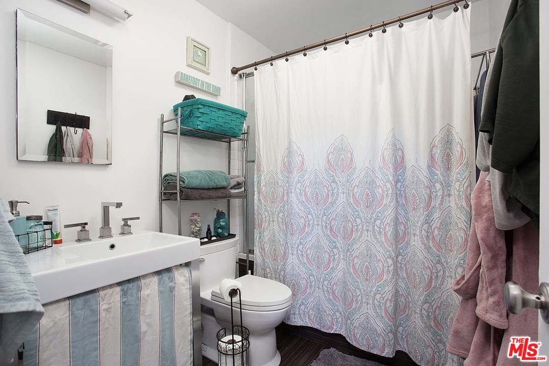 21487 Encina Road Topanga, CA 90290 - Photo 31 of 54 Gallery Image 31