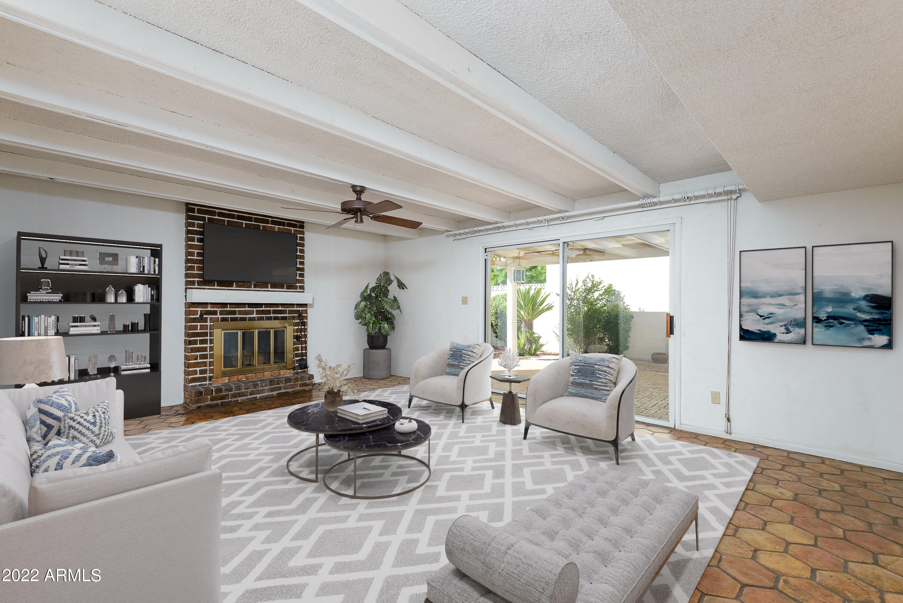 6016 North 10th Way Phoenix, AZ 85014 - Photo 1 of 28 Family room