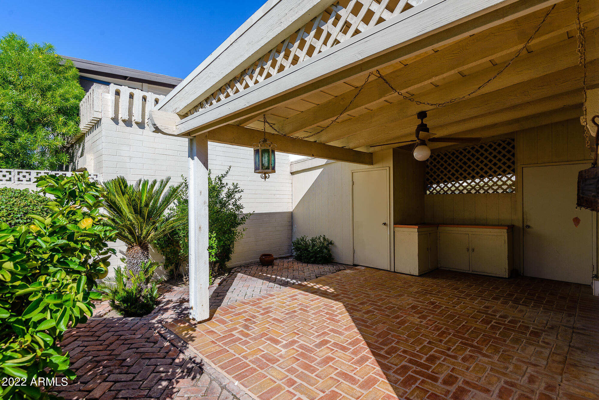 6016 North 10th Way Phoenix, AZ 85014 - Photo 25 of 28 Back patio