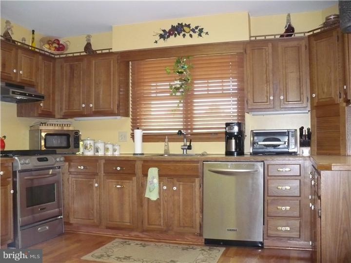 241 Barnsboro Road Sewell, NJ 08080 - Photo 18 of 23 Kitchen