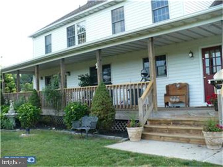 241 Barnsboro Road Sewell, NJ 08080 - Photo 6 of 23 Exterior Back