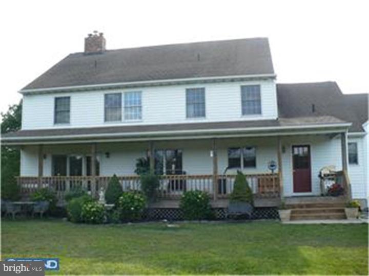 241 Barnsboro Road Sewell, NJ 08080 - Photo 7 of 23 Exterior Back