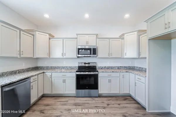 $368,000 | 722 Regiment Road, Jacksonville, NC 28546