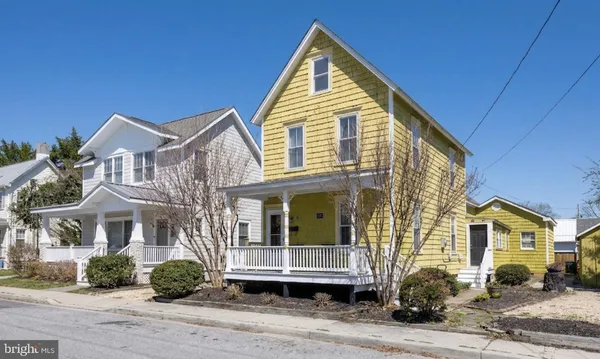 $1,075,000 | 121 Franklin Avenue, Lewes, DE 19958