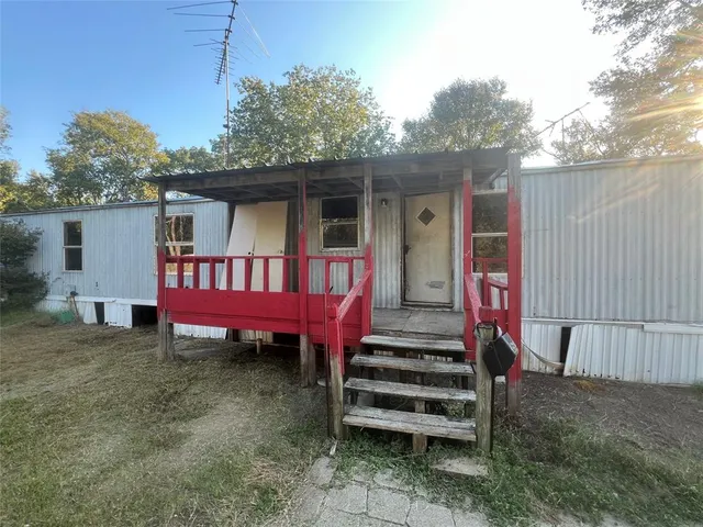 a backyard of a house