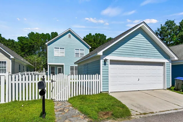 $2,300 | 115 Trillium Avenue, Summerville, SC 29483