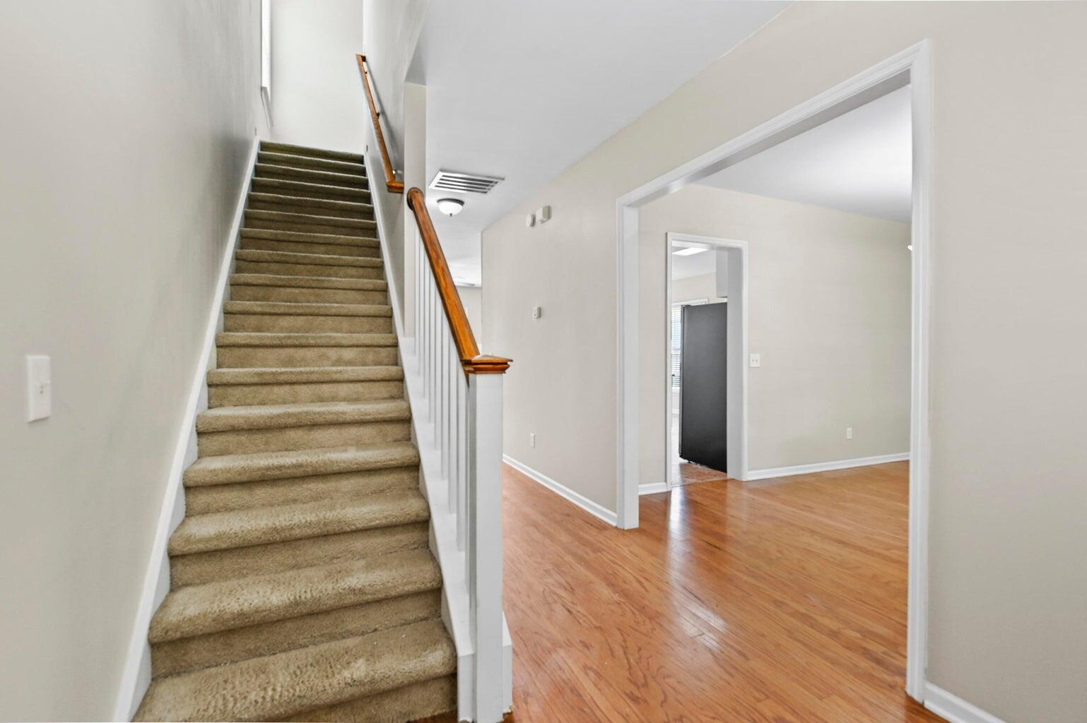 115 Trillium Avenue Summerville, SC 29483 - Photo 4 of 31 20241202223324237792000000-o