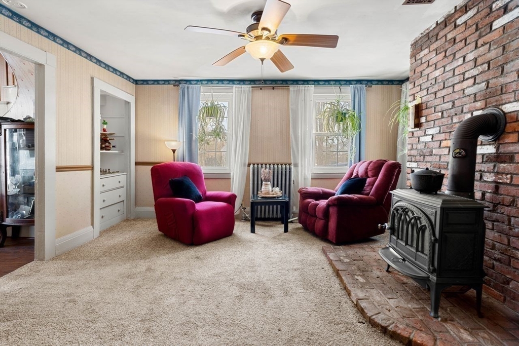 632 Main Street Ashby, MA 01431 - Photo 11 of 28