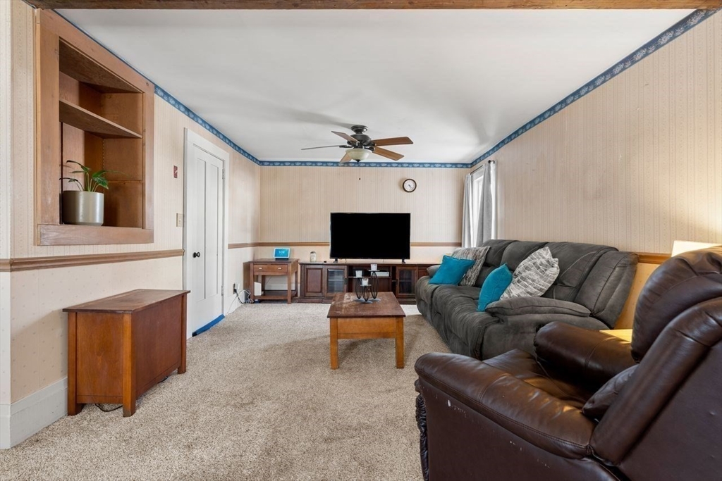 632 Main Street Ashby, MA 01431 - Photo 13 of 28