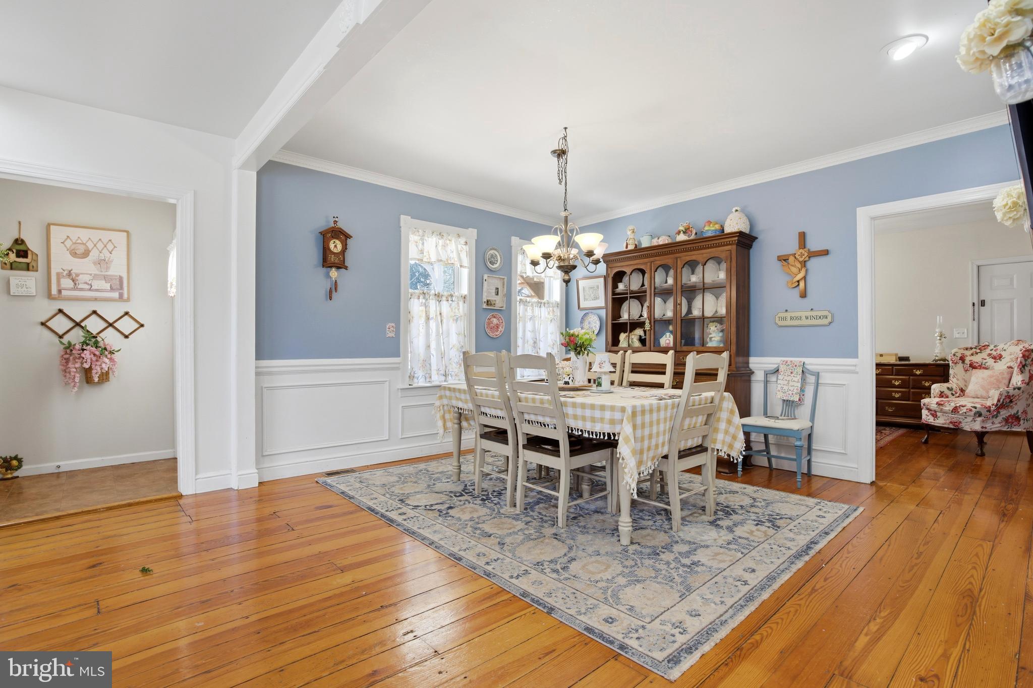 496 Covered Bridge Road Quakertown, PA 18951 - Photo 6 of 35 Dining room