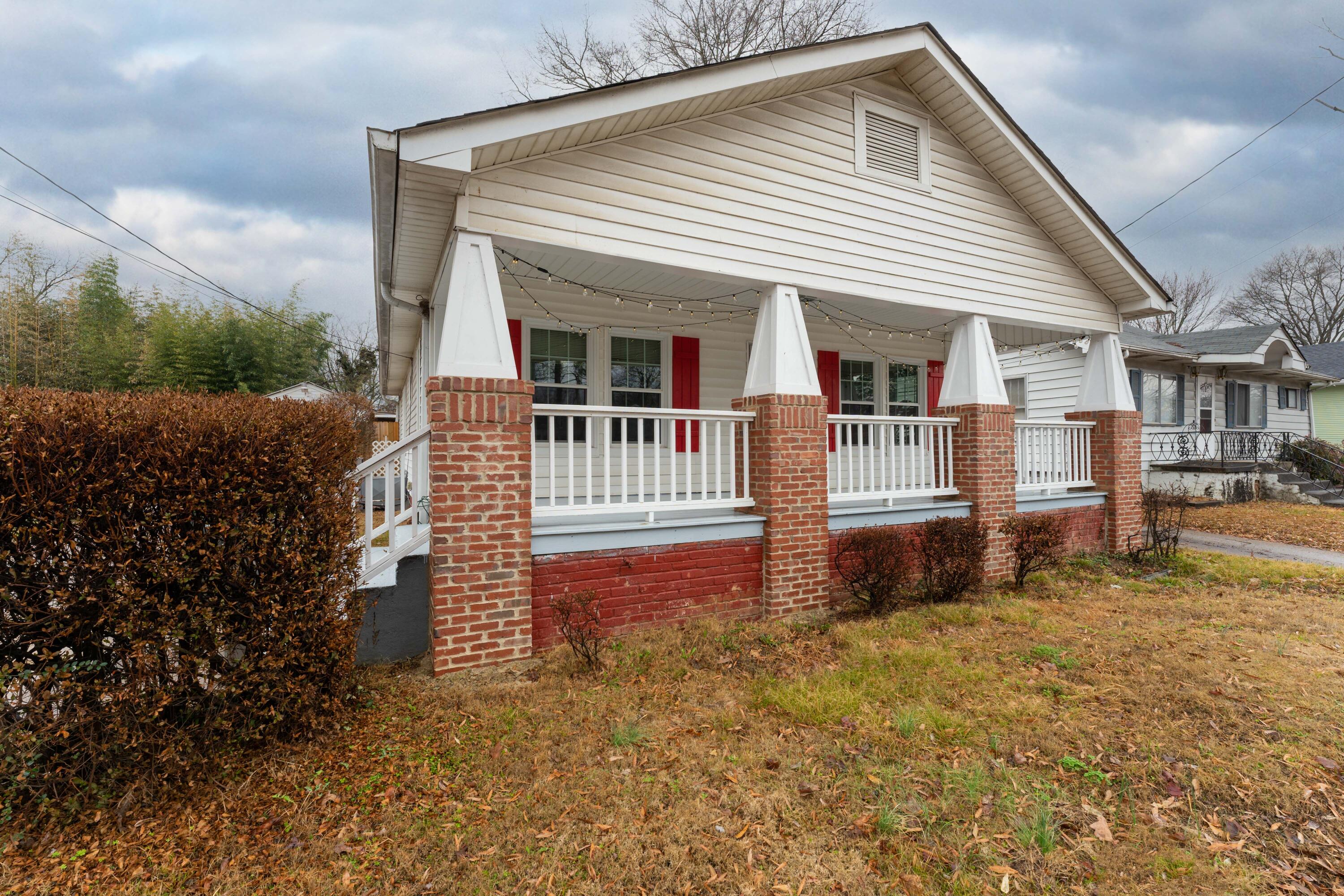 117 South Moore Road Chattanooga, TN 37411 - Photo 2 of 30 S Moore Rd 117 front-1