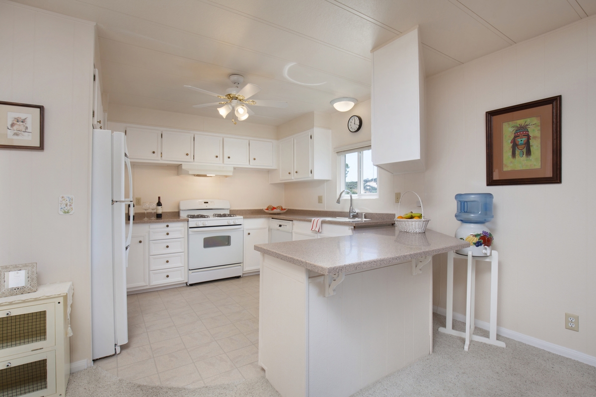 4747 Oak Crest Road, Unit SPC 47 Fallbrook, CA 92028 - Photo 10 of 25