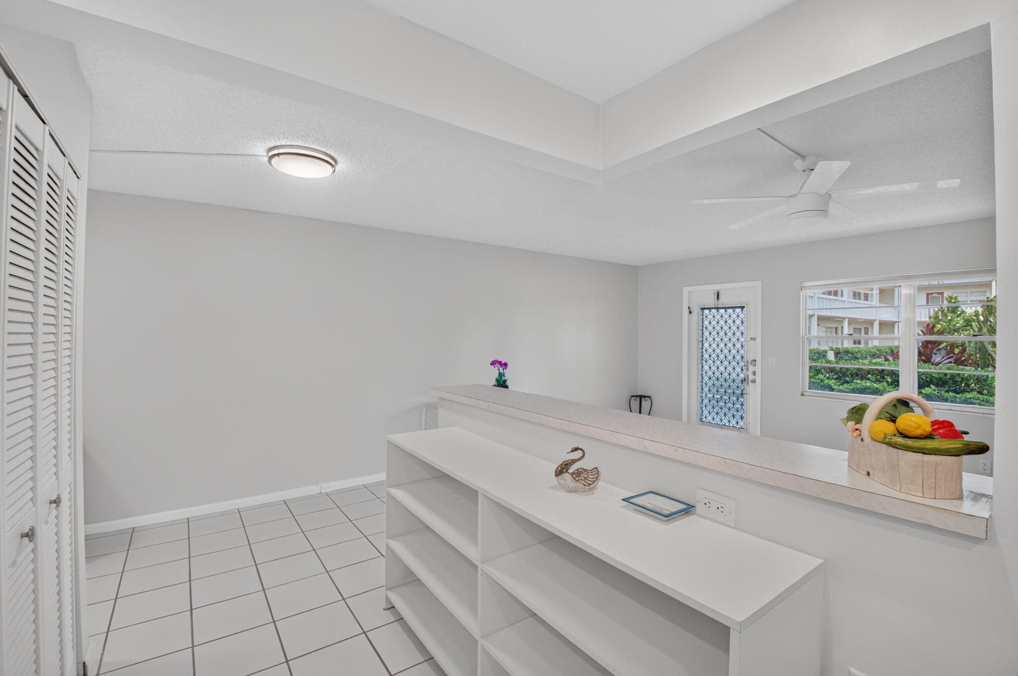 591 Fanshaw O Boca Raton, FL 33434 - Photo 5 of 86 17-web-or-mls-DSC_3744