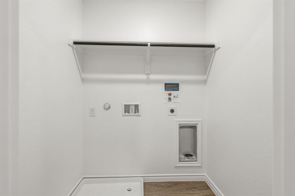 10612 Brocket Lane Crowley, TX 76036 - Photo 7 of 35 a view of a hallway